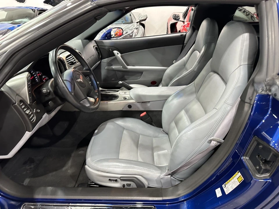 2005 Chevrolet Corvette C6 - Image 12 of 21
