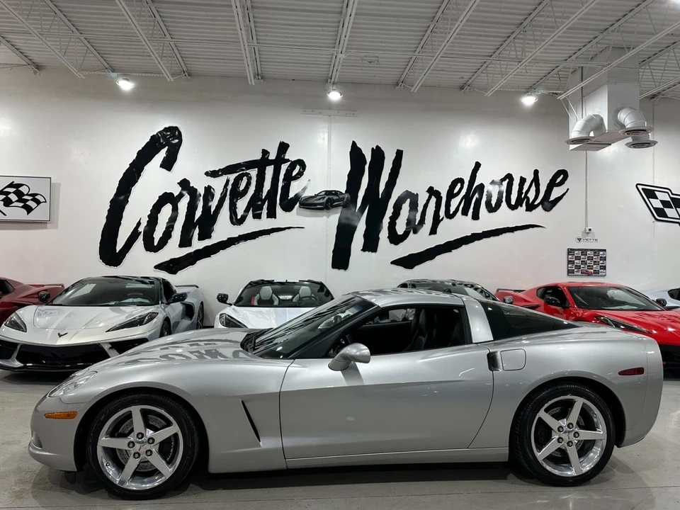 2005 Chevrolet Corvette C6 - Image 2 of 21