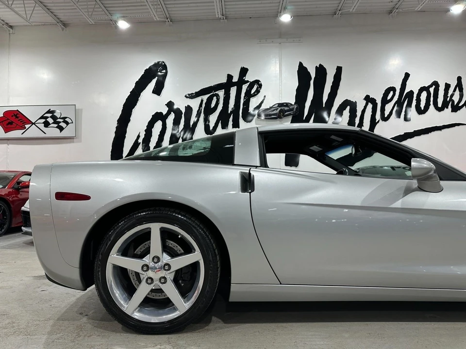 2005 Chevrolet Corvette C6 - Image 5 of 21