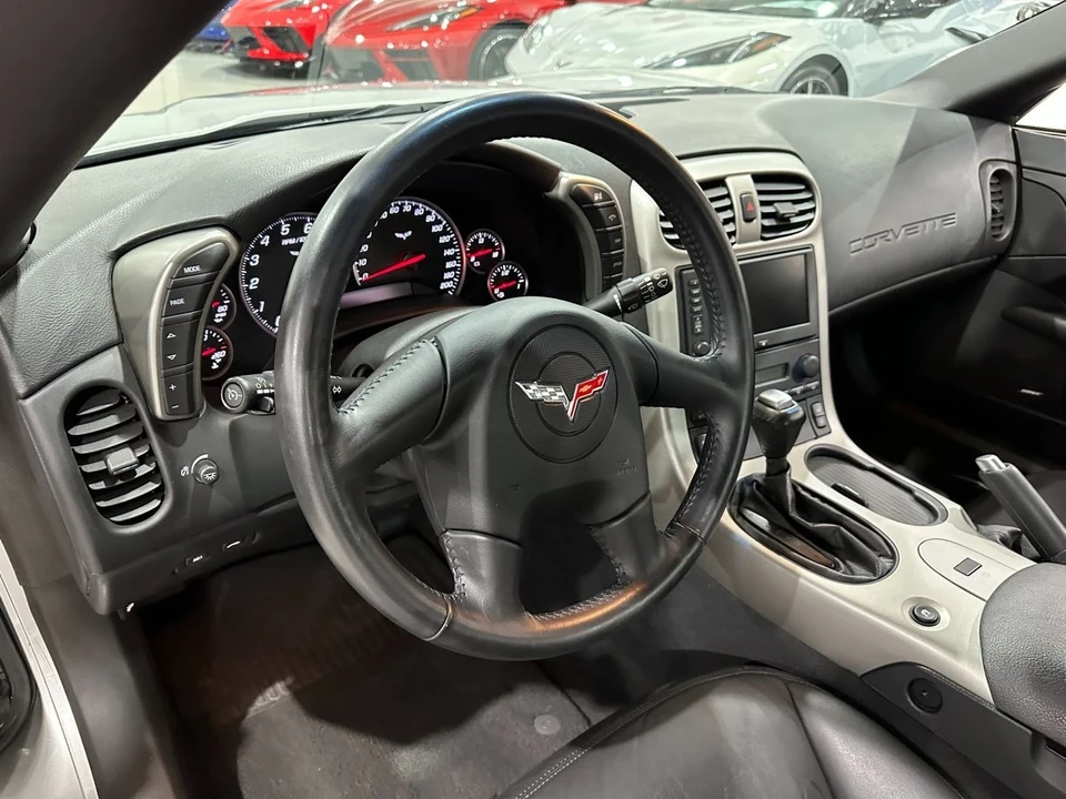 2005 Chevrolet Corvette C6 - Image 14 of 20