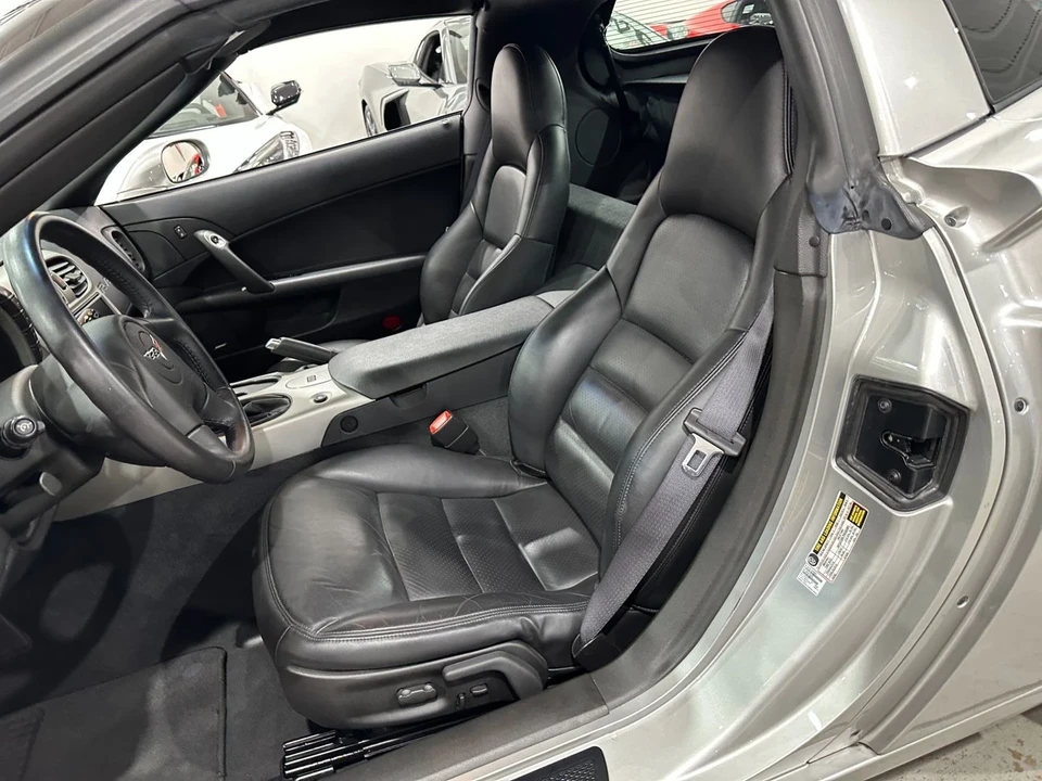 2005 Chevrolet Corvette C6 - Image 12 of 20