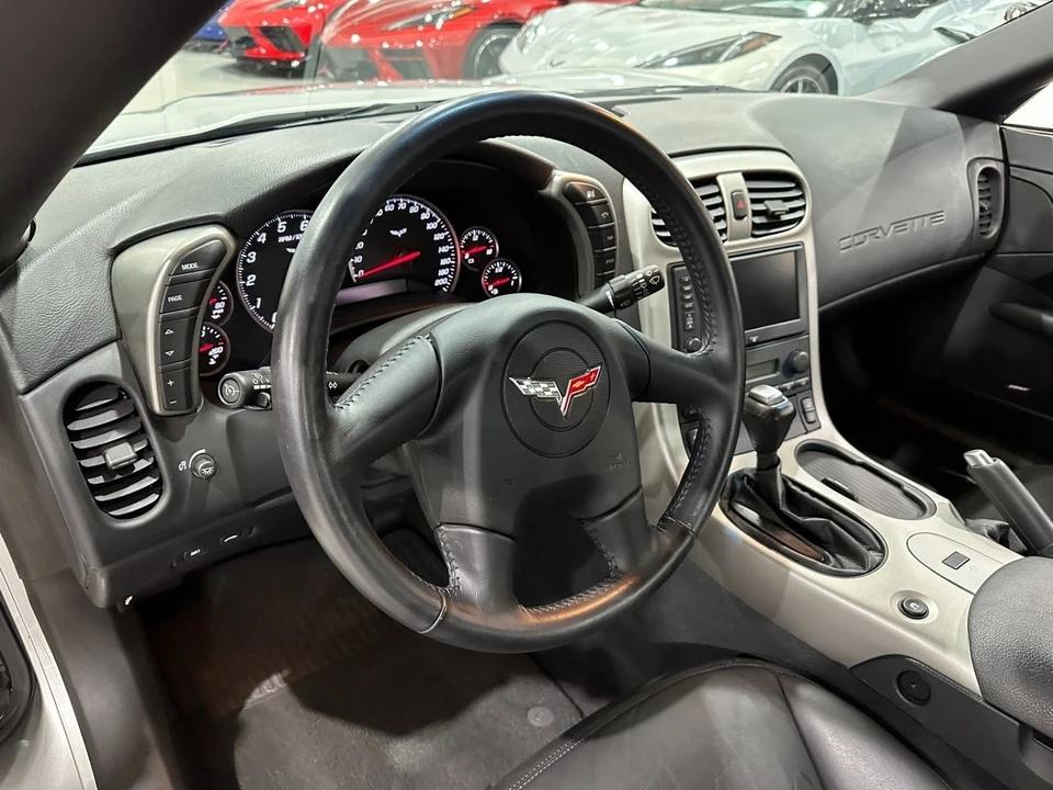 2005 Chevrolet Corvette C6 - Image 15 of 21