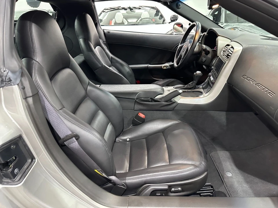 2005 Chevrolet Corvette C6 - Image 19 of 21