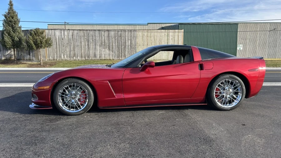2005 Chevrolet Corvette C6 - Image 2 of 18