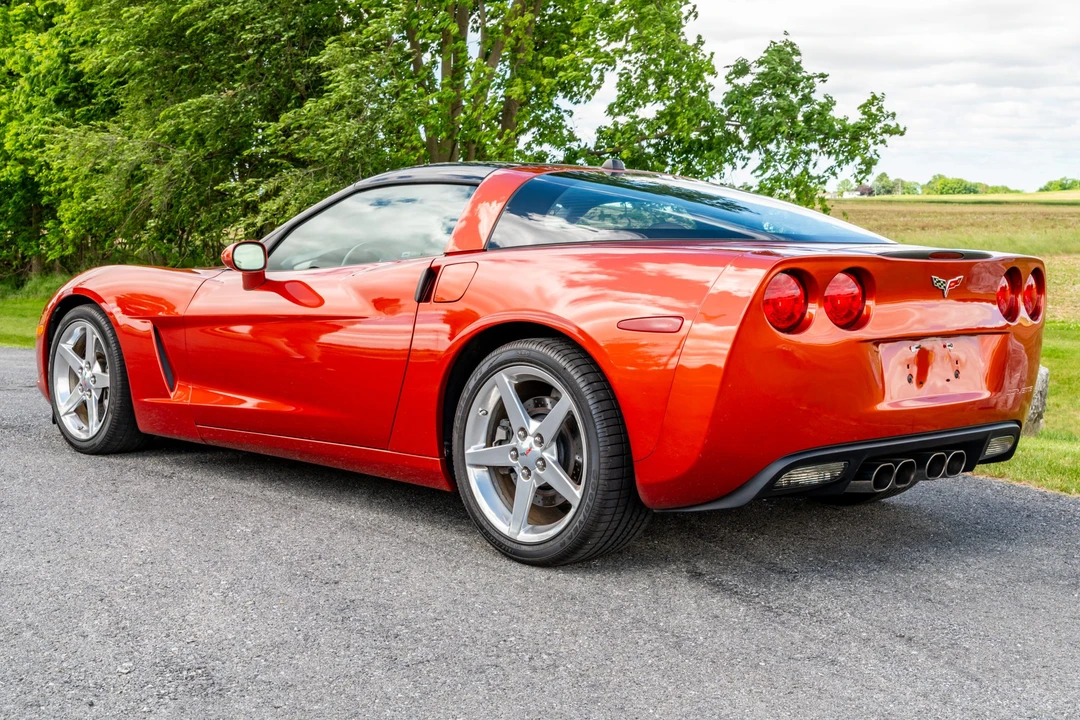 2005 Chevrolet Corvette C6 - Image 17 of 31