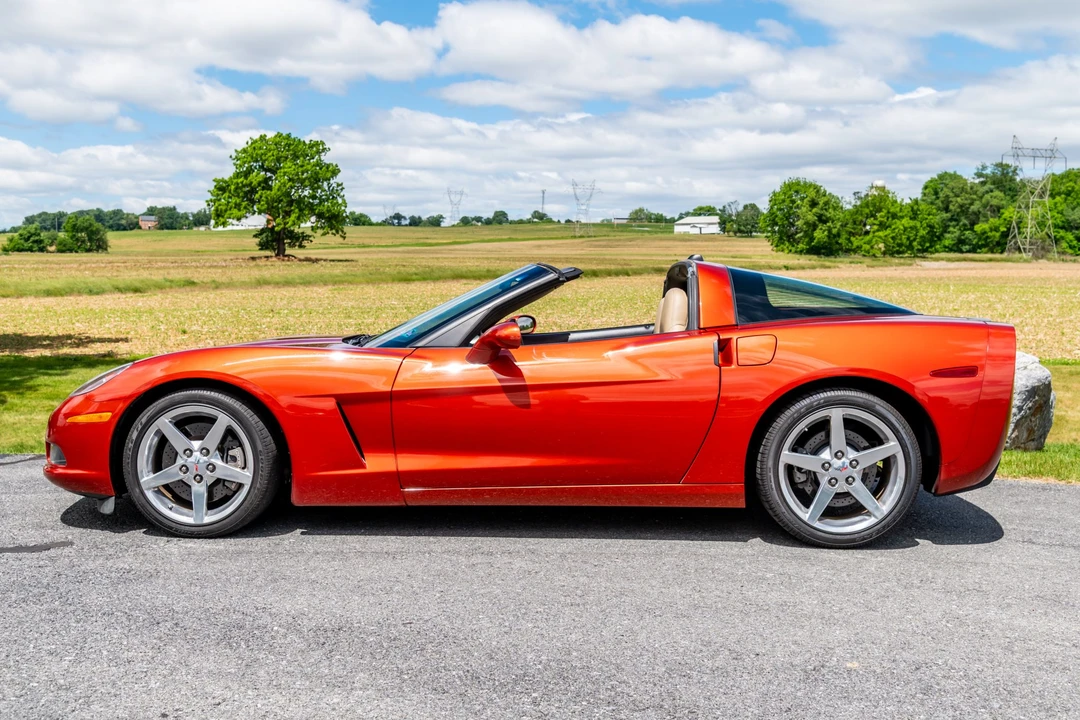 2005 Chevrolet Corvette C6 - Image 19 of 31