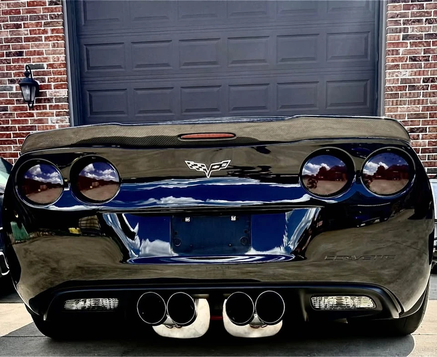 2005 Chevrolet Corvette C6 - Image 2 of 16