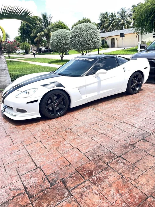 2005 Chevrolet Corvette C6 - Image 1 of 5