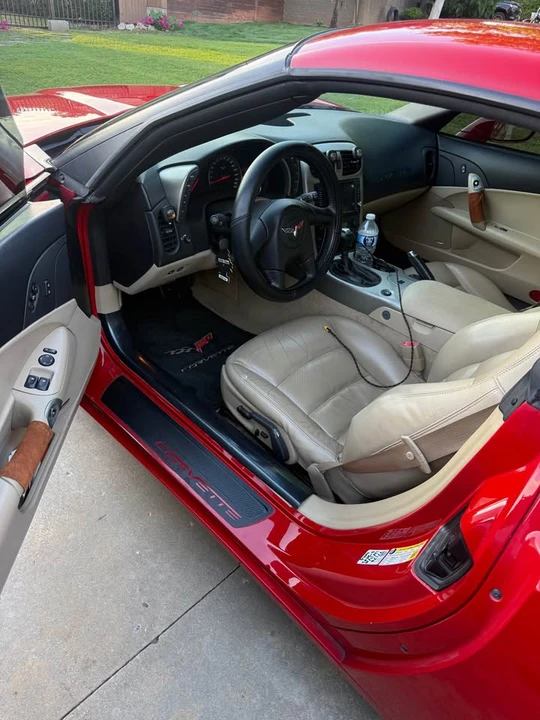 2005 Chevrolet Corvette C6 - Image 7 of 9