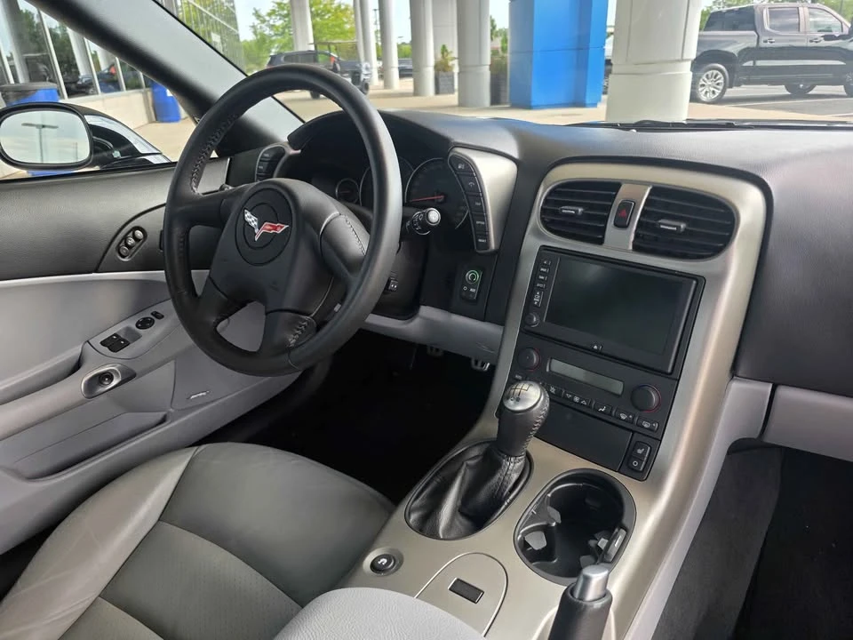 2005 Chevrolet Corvette C6 - Image 10 of 15