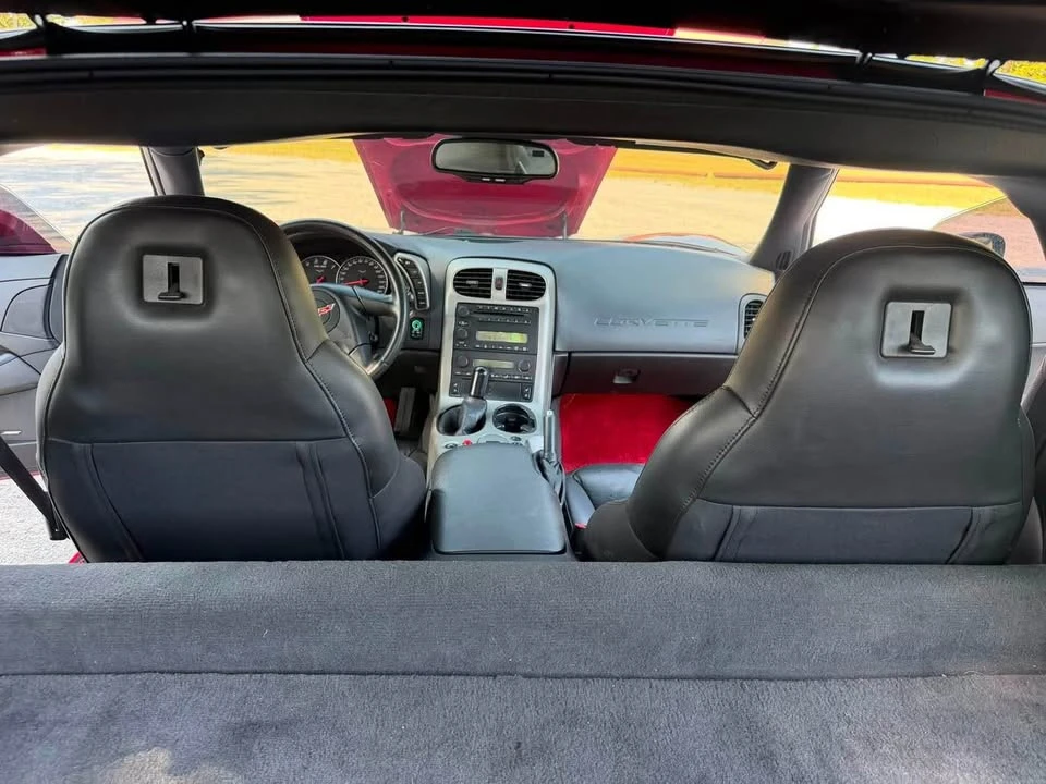 2005 Chevrolet Corvette C6 - Image 13 of 19