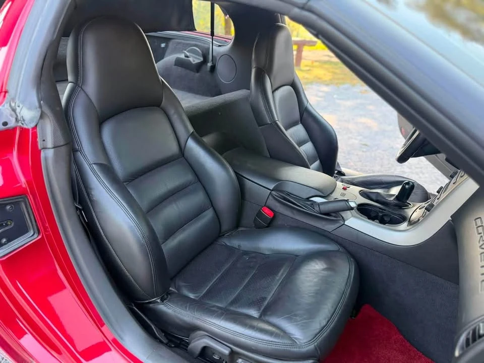 2005 Chevrolet Corvette C6 - Image 11 of 19