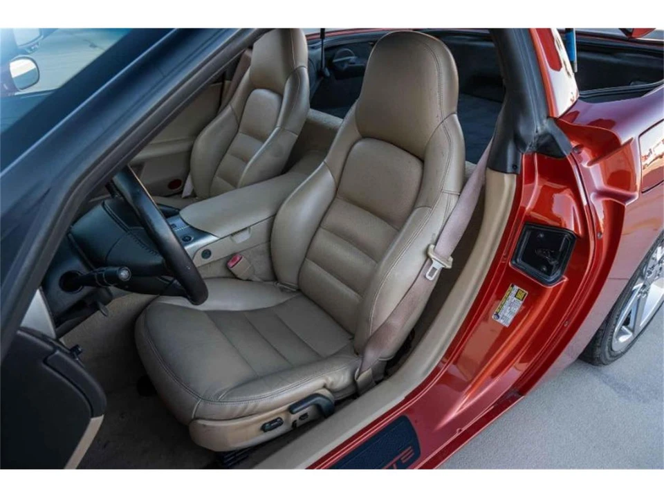 2005 Chevrolet Corvette C6 - Image 8 of 11