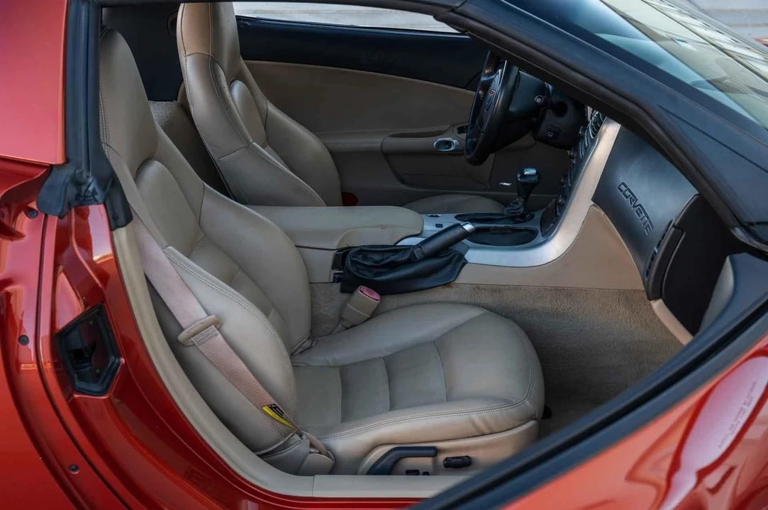 2005 Chevrolet Corvette C6 - Image 13 of 21