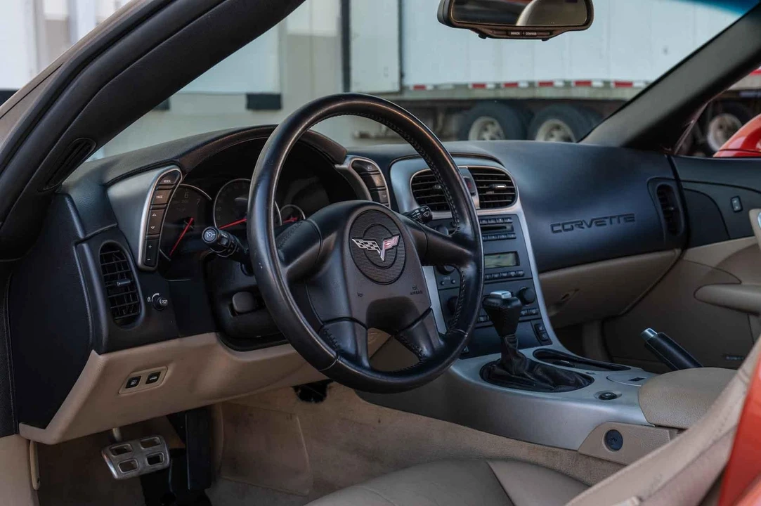 2005 Chevrolet Corvette C6 - Image 12 of 21