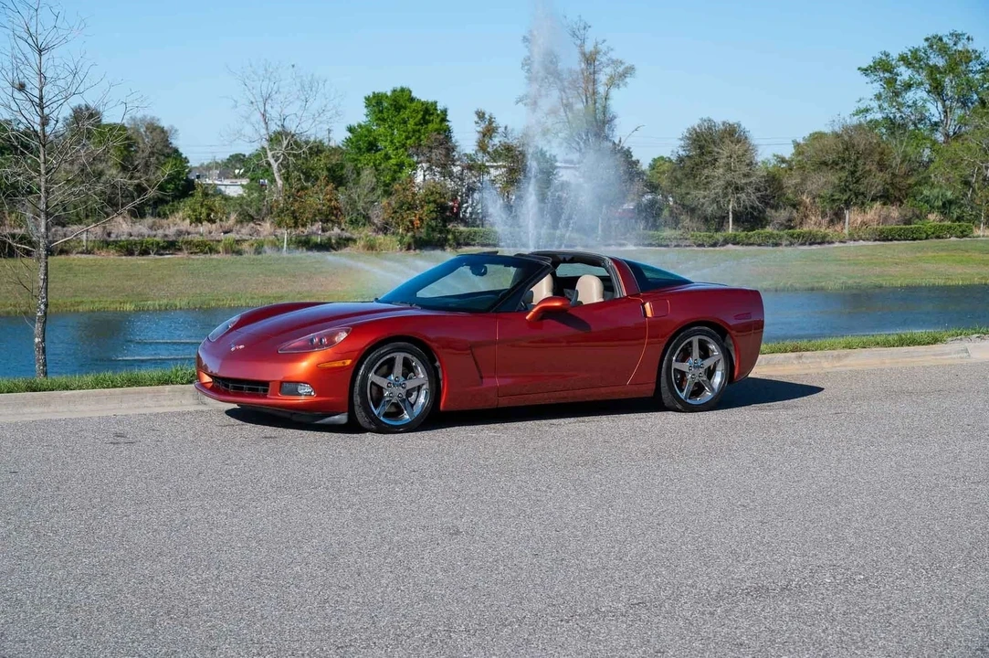 2005 Chevrolet Corvette C6 - Image 16 of 21
