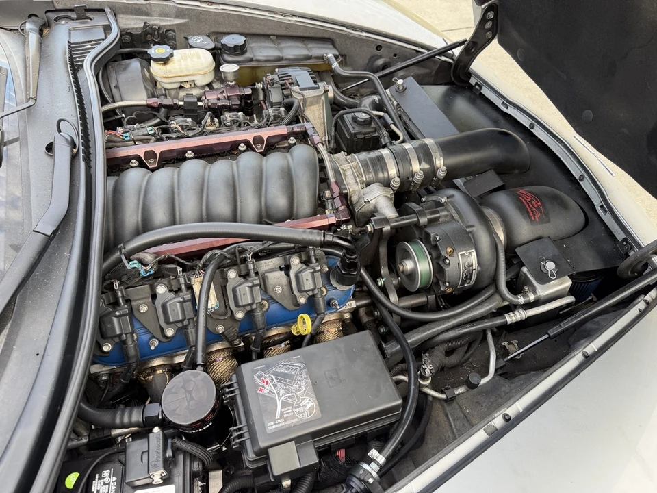 2005 Chevrolet Corvette C6 - Image 12 of 13