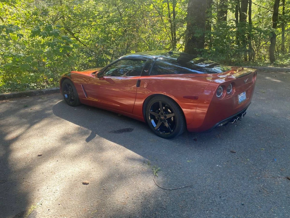 2005 Chevrolet Corvette C6 - Image 3 of 4