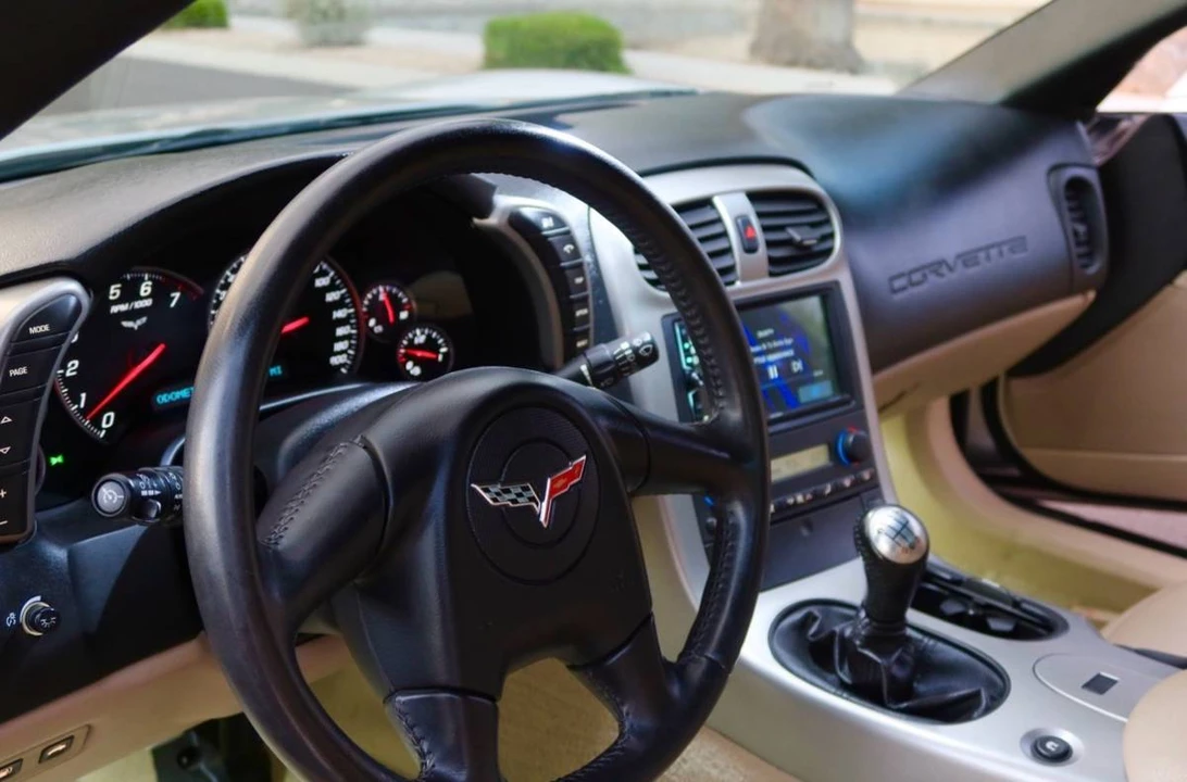 2005 Chevrolet Corvette C6 - Image 10 of 12