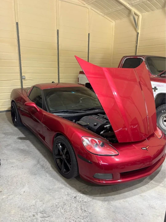 2005 Chevrolet Corvette C6 - Image 2 of 5
