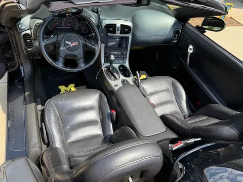 2005 Chevrolet Corvette C6 - Image 3 of 12