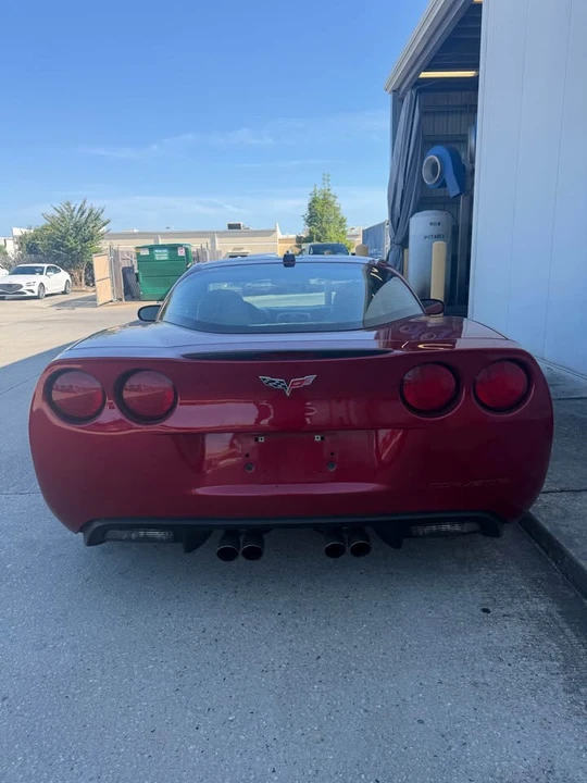 2005 Chevrolet Corvette C6 - Image 2 of 5