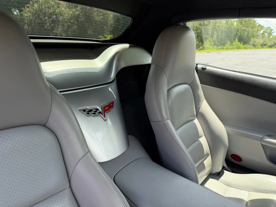 2005 Chevrolet Corvette C6 - Image 13 of 20
