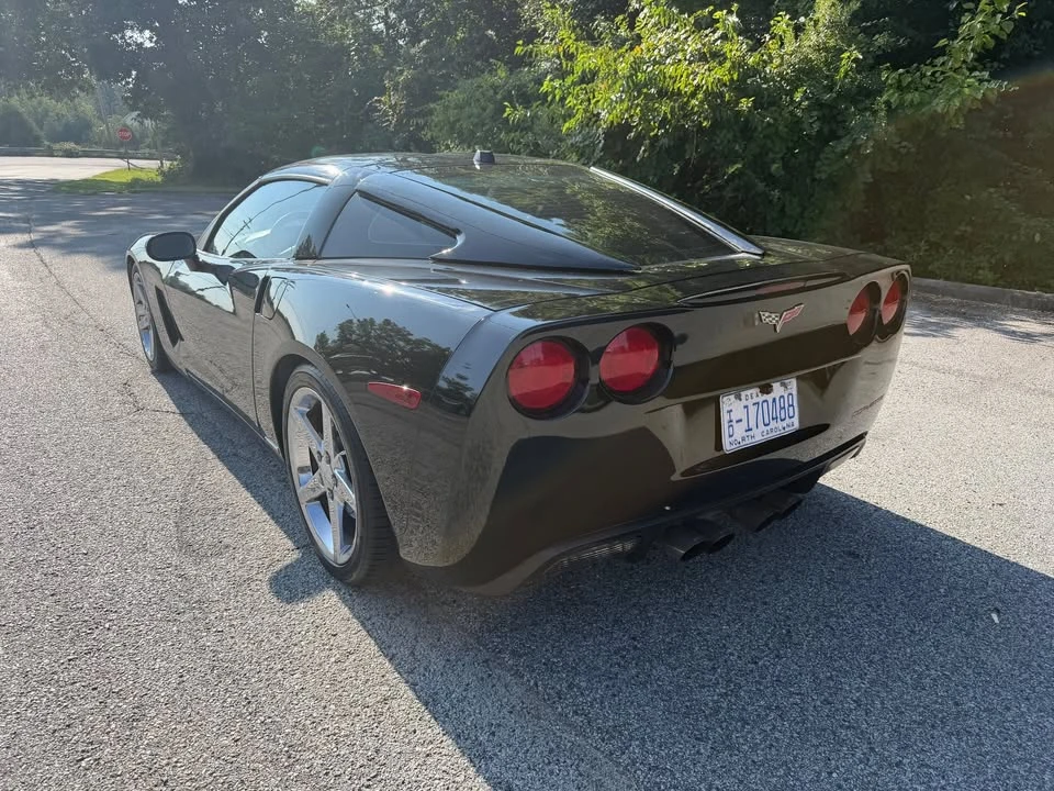 2005 Chevrolet Corvette C6 - Image 8 of 17