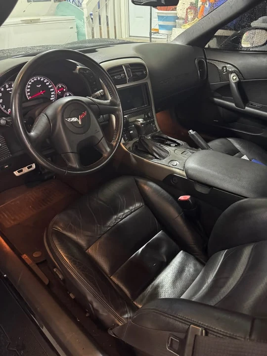 2005 Chevrolet Corvette C6 - Image 11 of 13