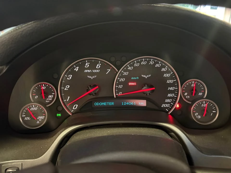 2005 Chevrolet Corvette C6 - Image 14 of 15