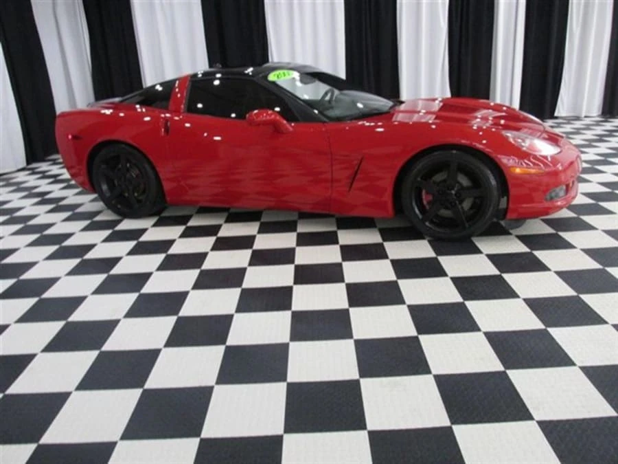 2005 Chevrolet Corvette C6 - Image 2 of 11