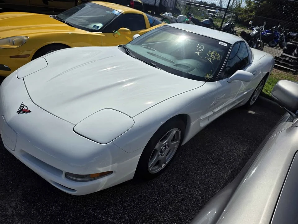 2005 Chevrolet Corvette C6 - Image 2 of 5