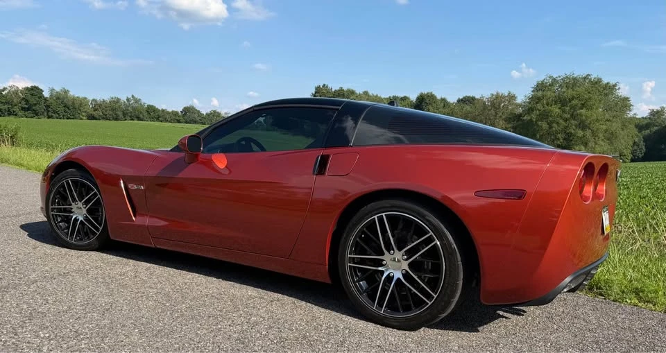 2005 Chevrolet Corvette C6 - Image 2 of 6