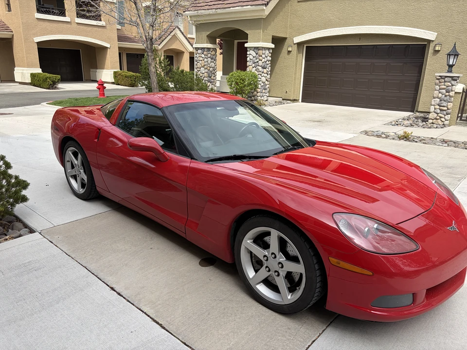2005 Chevrolet Corvette C6 - Image 5 of 14