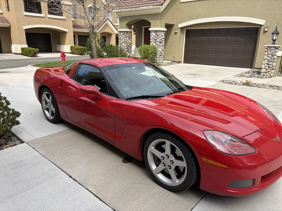 2005 Chevrolet Corvette C6 - Image 4 of 14
