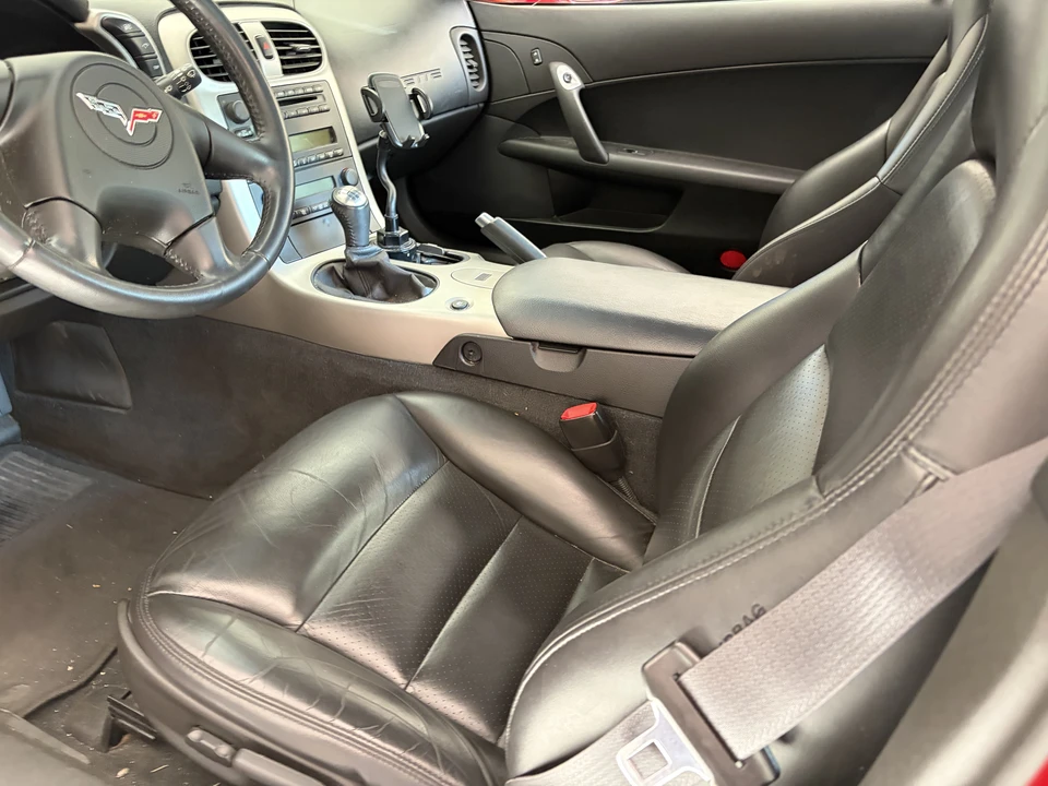 2005 Chevrolet Corvette C6 - Image 10 of 14