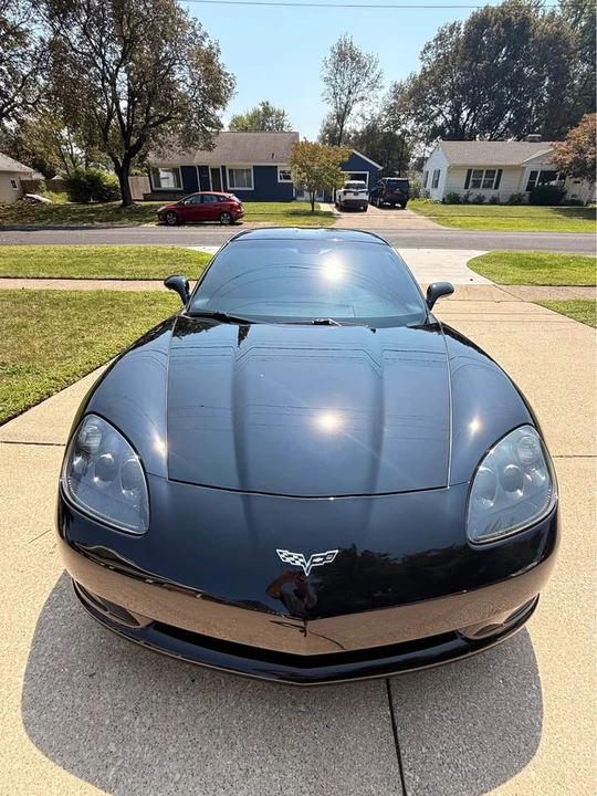 2005 Chevrolet Corvette C6 - Image 2 of 14