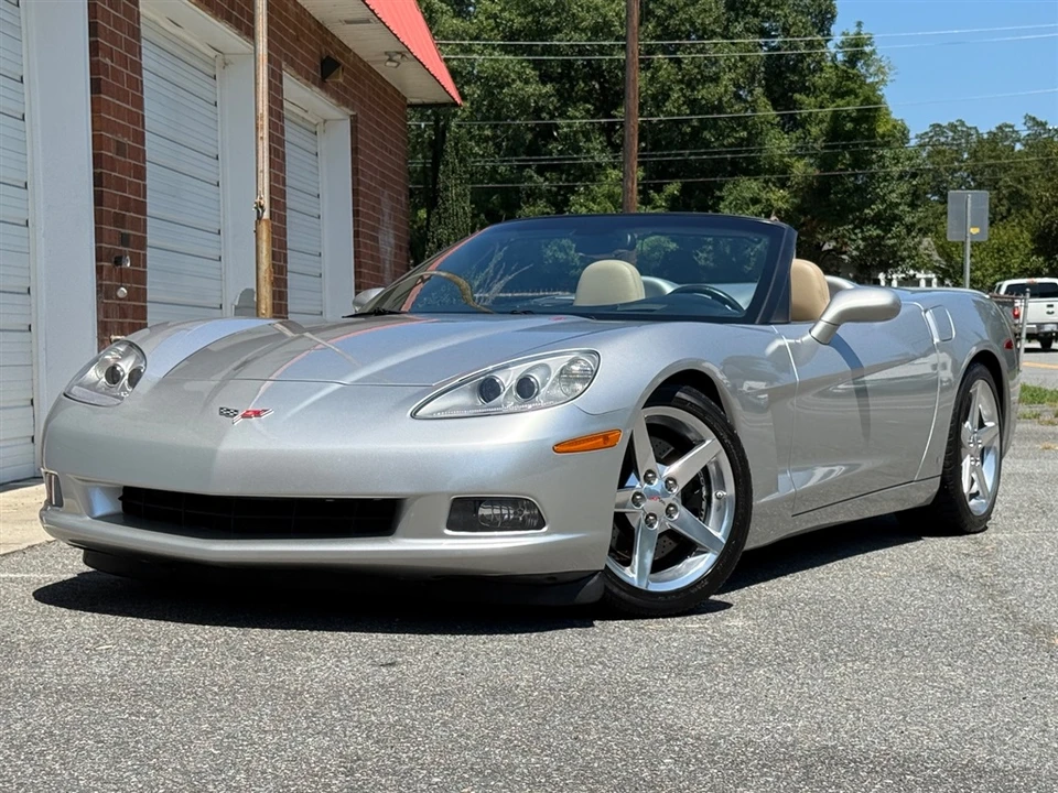 2005 Chevrolet Corvette C6 - Image 11 of 31