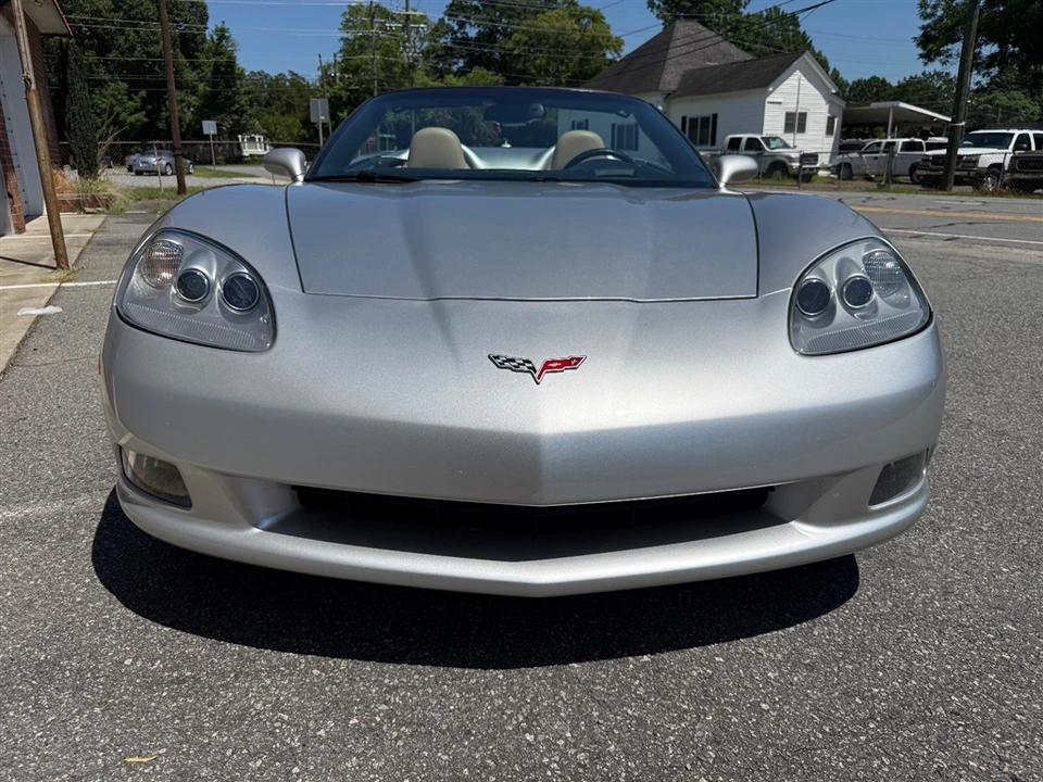 2005 Chevrolet Corvette C6 - Image 14 of 31