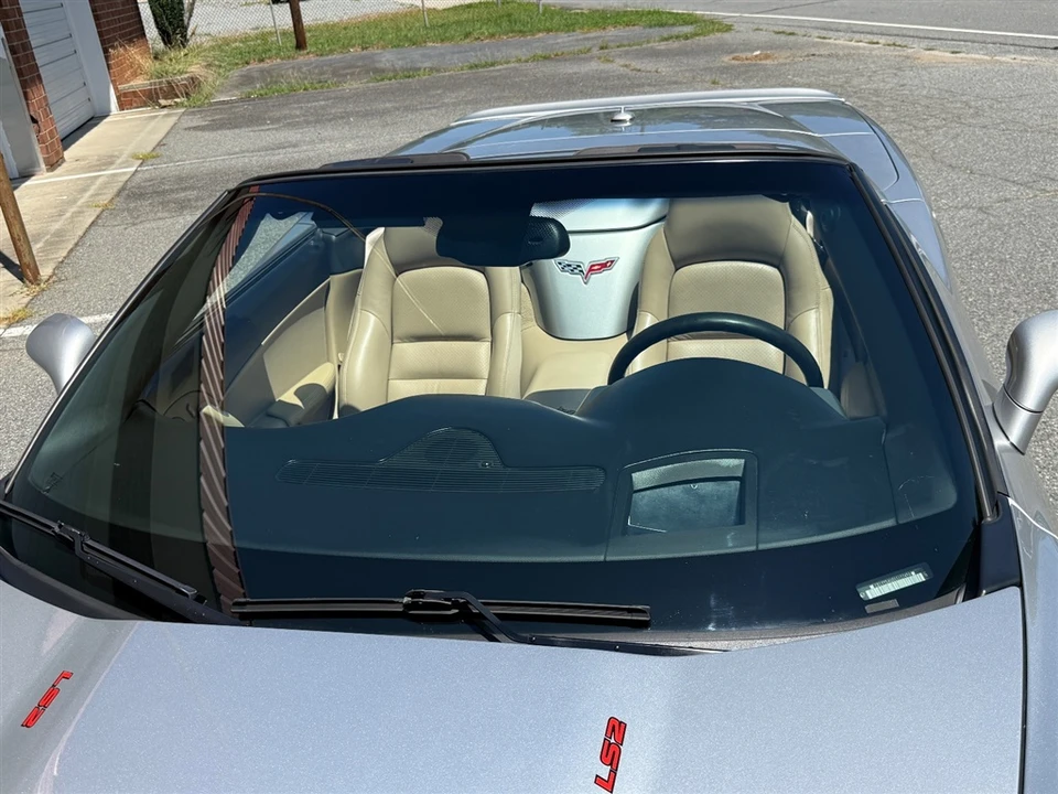 2005 Chevrolet Corvette C6 - Image 15 of 31