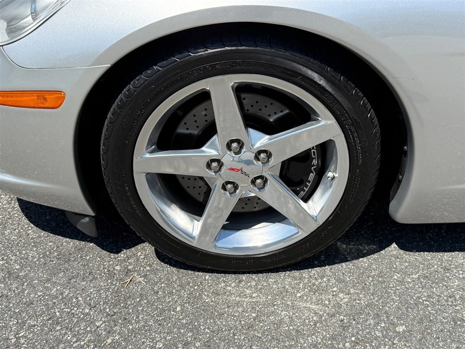 2005 Chevrolet Corvette C6 - Image 20 of 31