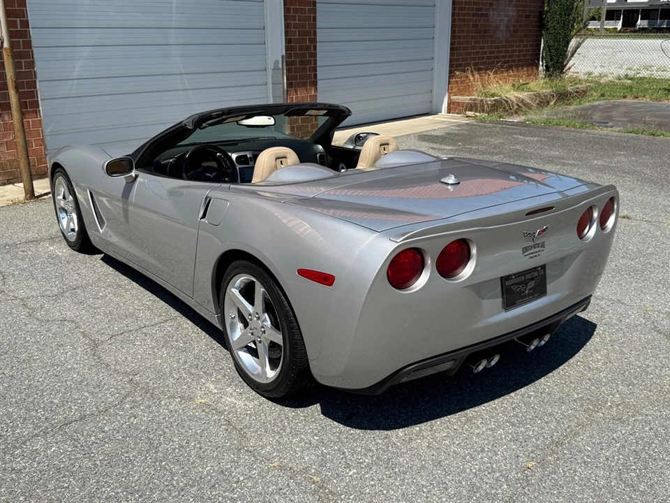 2005 Chevrolet Corvette C6 - Image 23 of 31