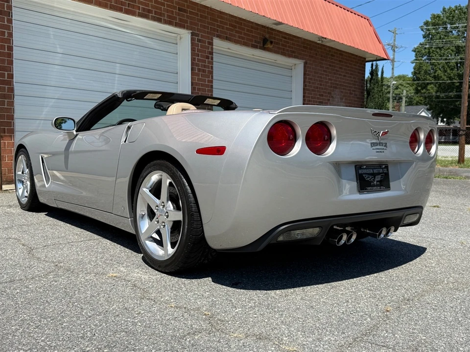 2005 Chevrolet Corvette C6 - Image 24 of 31