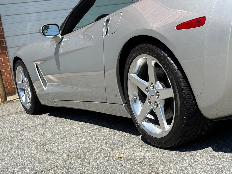 2005 Chevrolet Corvette C6 - Image 25 of 31