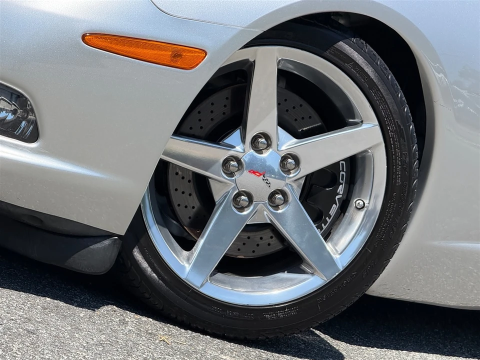 2005 Chevrolet Corvette C6 - Image 9 of 31