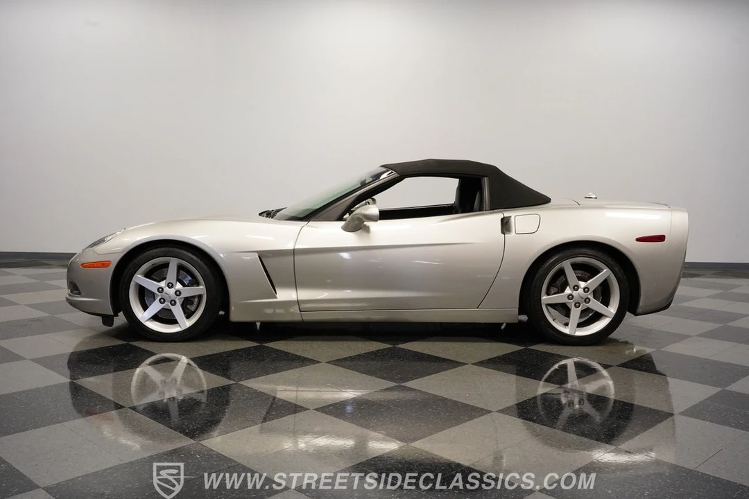 2005 Chevrolet Corvette C6 - Image 3 of 12