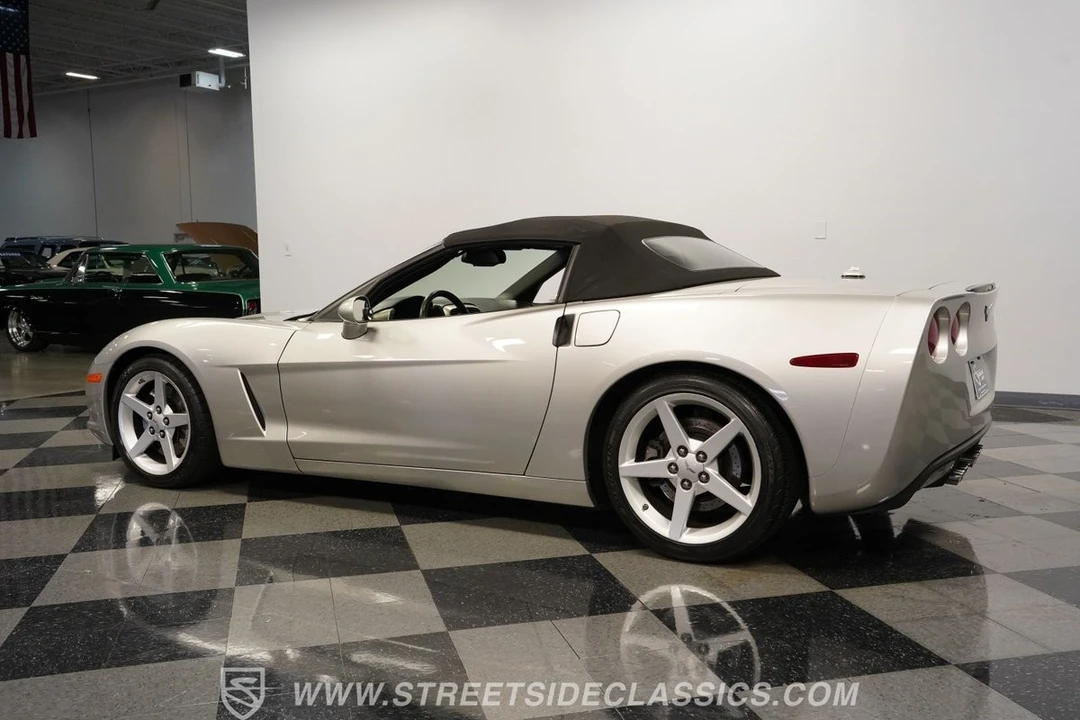 2005 Chevrolet Corvette C6 - Image 9 of 12