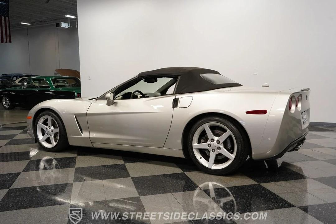 2005 Chevrolet Corvette C6 - Image 9 of 12