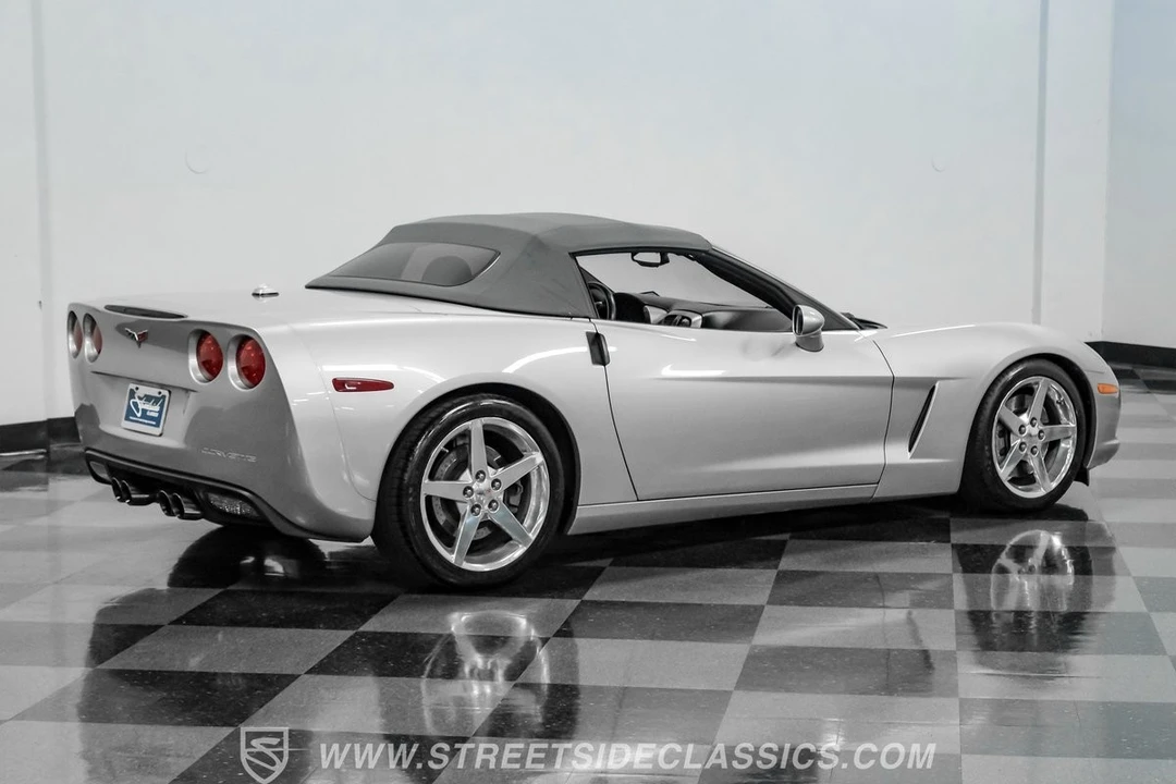 2005 Chevrolet Corvette C6 - Image 13 of 31