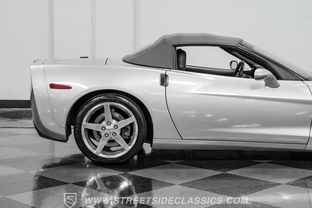 2005 Chevrolet Corvette C6 - Image 29 of 31